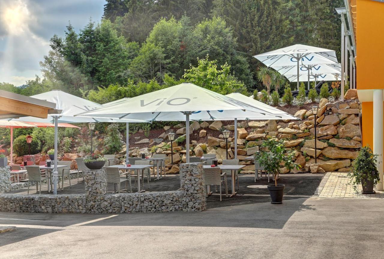 Wellnesshotel Deine Auszeit, Adults Only Achslach Exterior photo